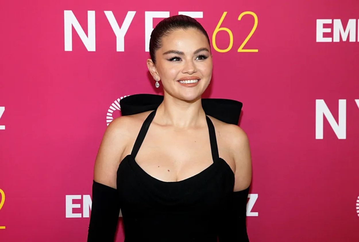 Selena Gomez Sparks Excitement with New Music Tease