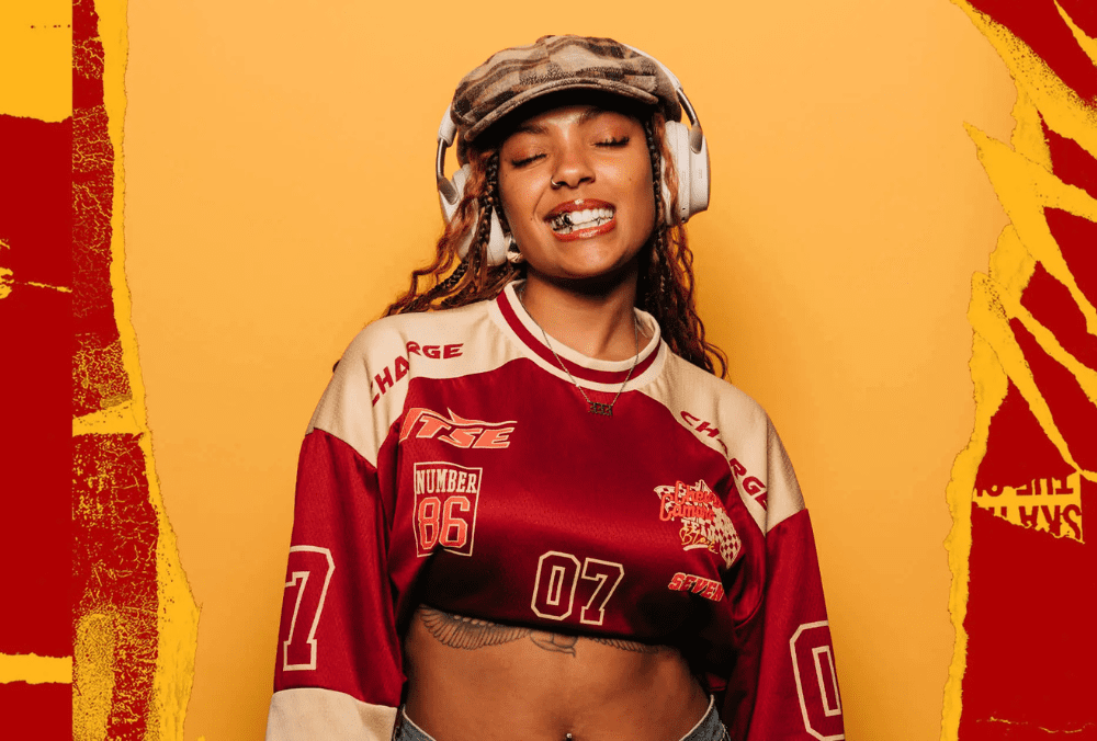Samara Cyn Examines Cultural Pressure in “Brand New Teeth”