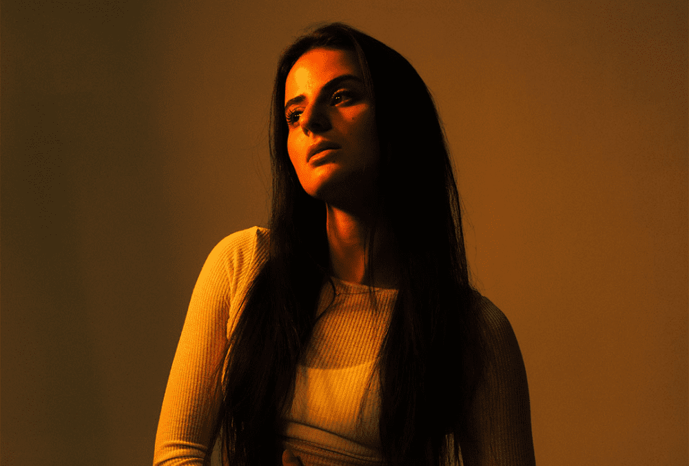 Natalie Jane Drops New Song, “fallin”Natalie Jane Drops New Song, “fallin”